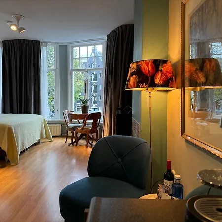 Decor Canal House-3